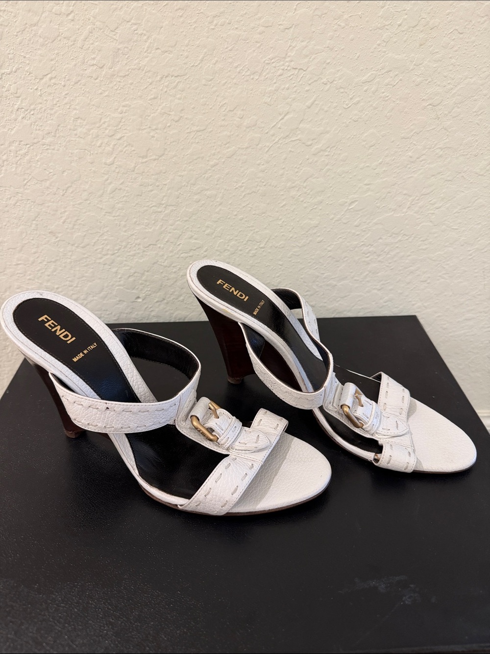Fendi NEVER WORN White Leather Open-Toe Buckle Heels